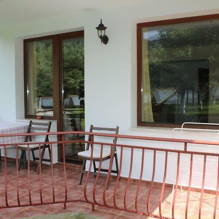 By The River Hotel Complex Balkanets  Extérieur photo